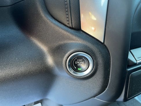 Used 2020 Chevrolet Silverado 1500 LT Trail Boss image 16