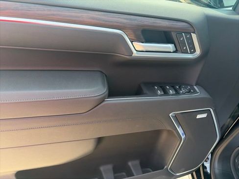 New 2026 GMC Sierra 1500 SLT w/ SLT Premium Plus Package AWD/4WD image 17