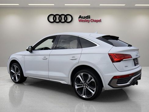 Used 2021 Audi Q5 2.0T Premium Plus w/ Premium Plus Package image 3