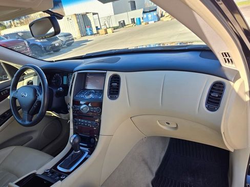 Used 2017 INFINITI QX50 w/ Technology Package image 23