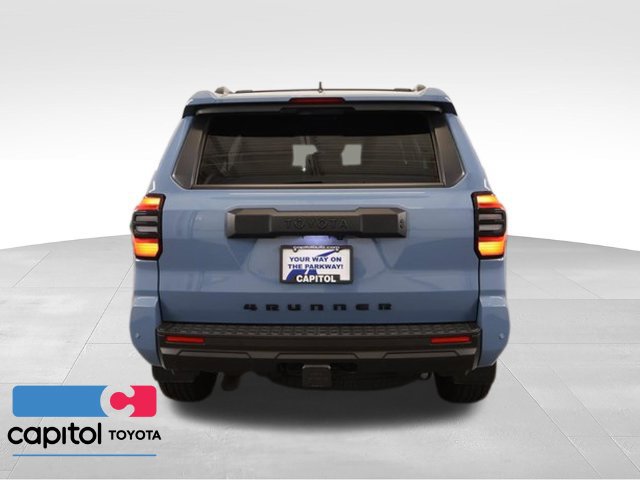 Used 2025 Toyota 4Runner TRD Off-Road Premium AWD/4WD image 3