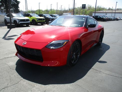 New 2026 Nissan Z Performance w/ Floor Mat Package RWD image 3