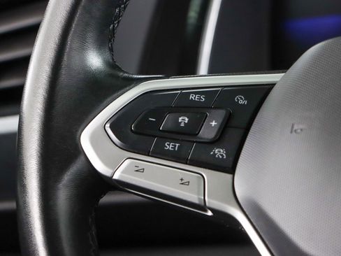 Used 2024 Volkswagen Jetta SE image 13