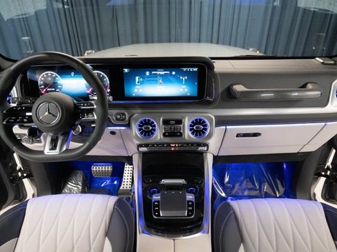 Certified 2025 Mercedes-Benz G 63 AMG 4MATIC image 17