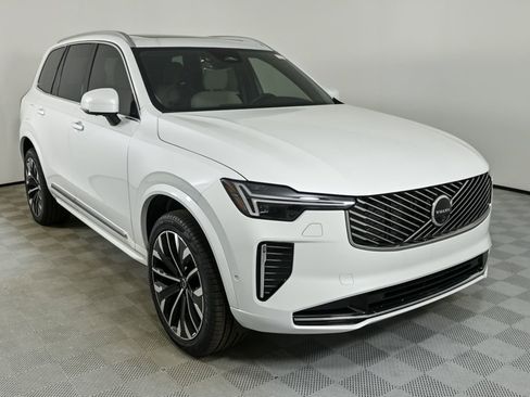 New 2026 Volvo XC90 B6 Plus w/ Protection Package Premier image 26