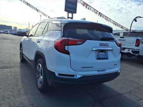 Used 2019 GMC Terrain SLT w/ Preferred Package image 4