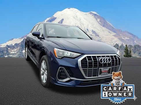 Used 2021 Audi Q3 2.0T Premium image 3