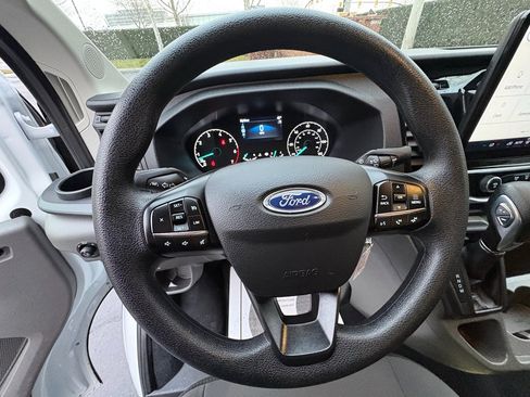 Used 2024 Ford Transit 350 XLT image 30