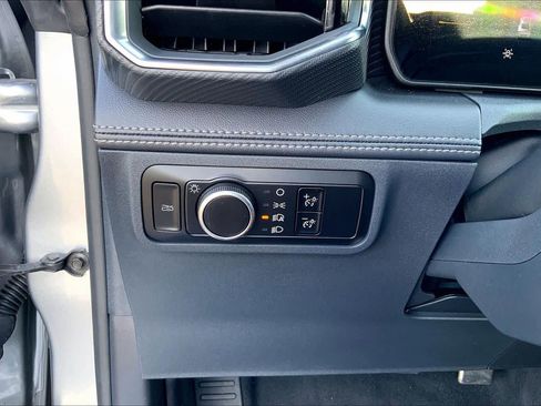 Used 2025 Ford Mustang Premium RWD image 24