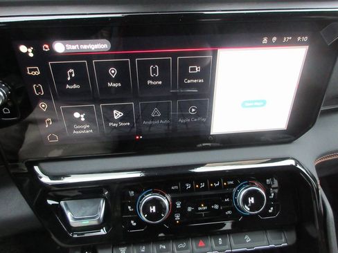 New 2026 GMC Sierra 3500 AT4 AWD/4WD image 18