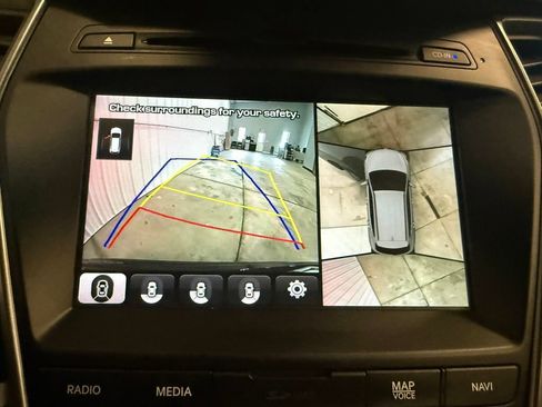 Used 2017 Hyundai Santa Fe Sport w/ 2.0T Ultimate Tech Package 05 AWD/4WD image 38