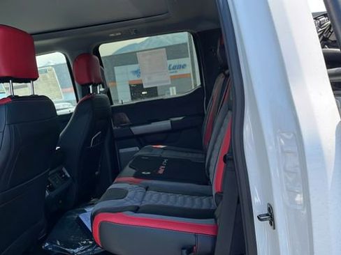 New 2025 Ford F250 Lariat w/ Lariat Ultimate Package AWD/4WD image 27