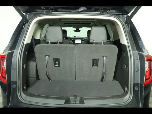 Used 2020 GMC Acadia Denali w/ Technology Package image 16