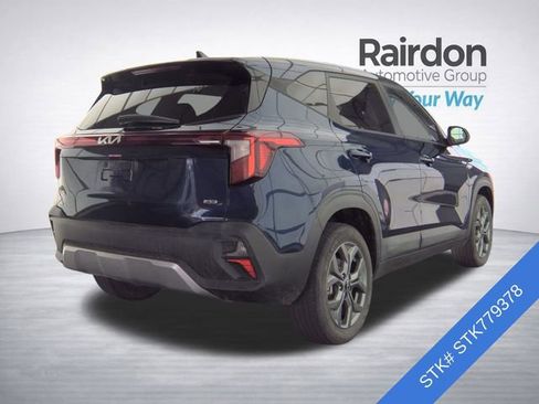 Used 2025 Kia Seltos LX AWD/4WD image 4