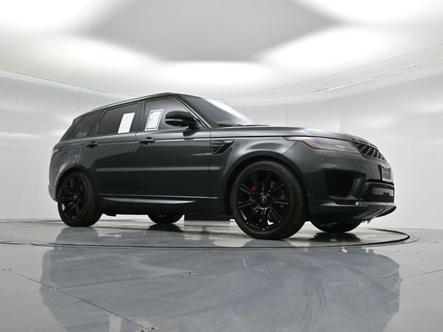 Used 2020 Land Rover Range Rover Sport HST image 2
