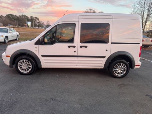 Used 2013 Ford Transit Connect XLT image 5