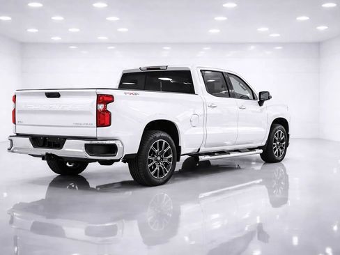 Used 2022 Chevrolet Silverado 1500 LTZ image 5