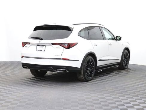 Used 2025 Acura MDX A-Spec image 7