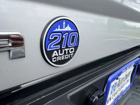 Used 2018 GMC Sierra 1500 SLT w/ Texas SLT Premium Package RWD image 17