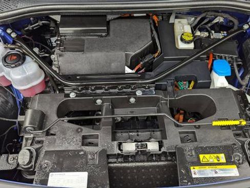 Used 2022 Volkswagen ID.4 Pro S w/ Gradient Package RWD image 31