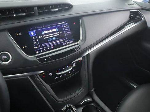 Used 2025 Cadillac XT5 Premium Luxury image 27
