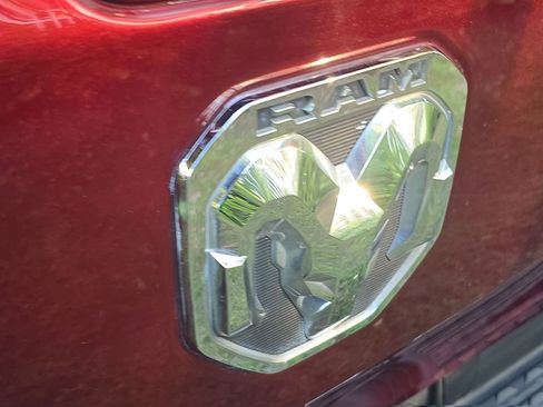 Used 2019 RAM 1500 Big Horn image 7
