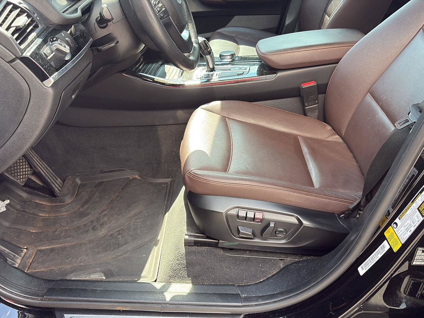 Used 2017 BMW X3 sDrive28i RWD image 9