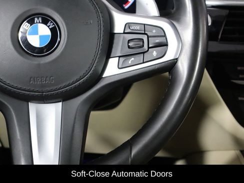 Used 2019 BMW M550i xDrive image 10