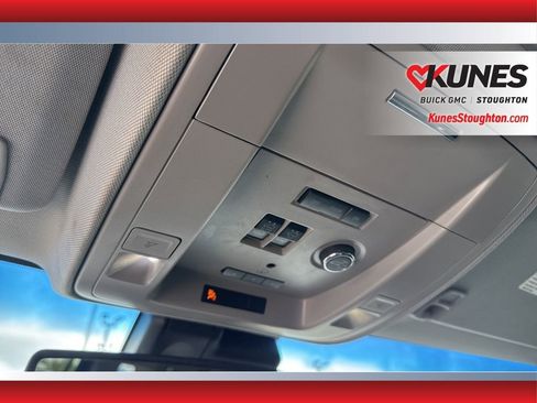 Used 2016 GMC Yukon Denali w/ Open Road Package AWD/4WD image 37