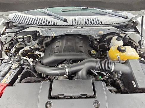 Used 2015 Ford Expedition Limited w/ Equipment Group 301A RWD image 45