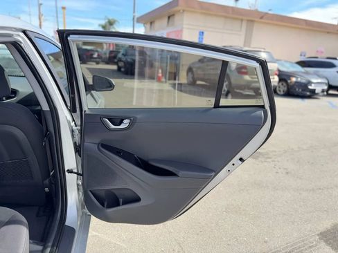 Used 2019 Hyundai Ioniq Electric image 26