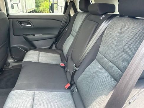 Used 2026 Nissan Rogue SV FWD image 19
