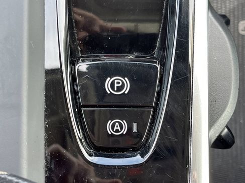 Used 2024 Volvo S60 B5 Core FWD image 7