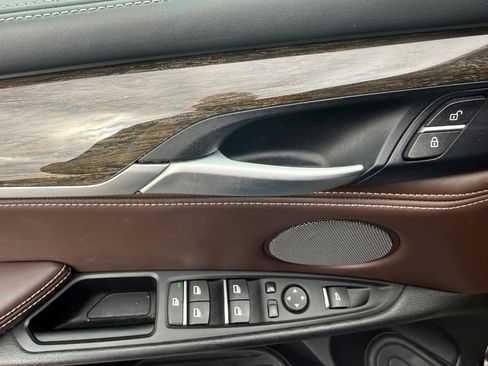 Used 2015 BMW X5 xDrive50i image 16