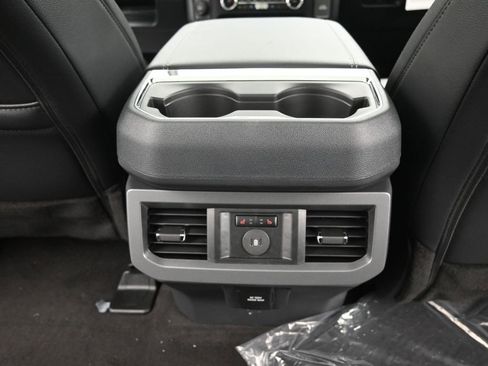 New 2026 Ford F250 Lariat w/ Black Appearance Package image 29