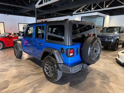 Used 2024 Jeep Wrangler Unlimited Sport image 3