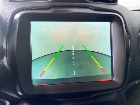 Used 2022 Jeep Renegade Trailhawk image 26