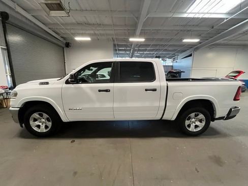 Used 2025 RAM 1500 Big Horn AWD/4WD image 6