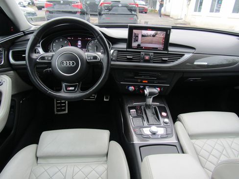 Used 2014 Audi S6 Prestige w/ Driver Assistance Package image 27