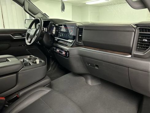 Certified 2025 GMC Sierra 1500 SLT AWD/4WD image 29