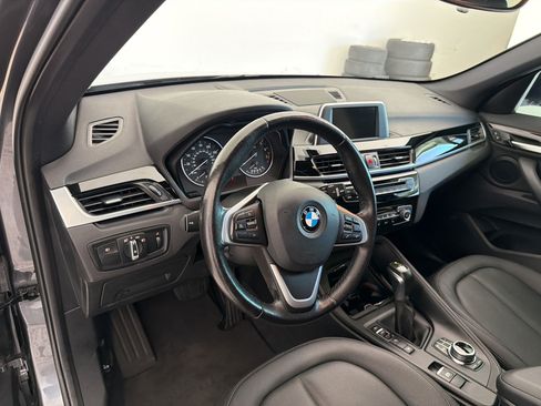 Used 2017 BMW X1 xDrive28i AWD/4WD image 4