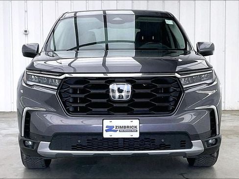 Used 2025 Honda Pilot EX-L image 3