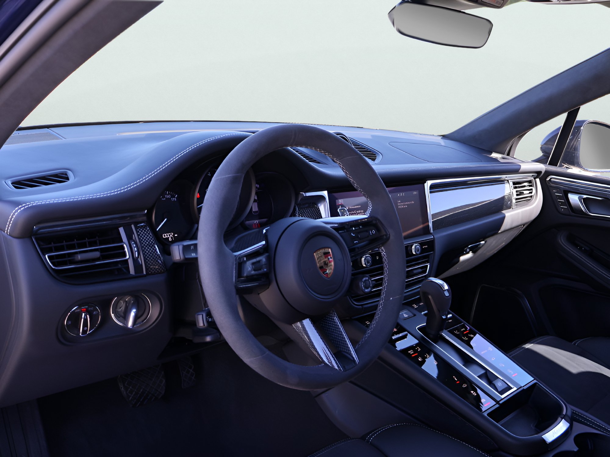 Certified 2026 Porsche Macan GTS AWD/4WD image 4