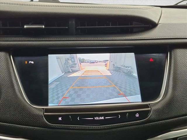Used 2017 Cadillac XT5 Luxury w/ Driver Awareness Package FWD image 14