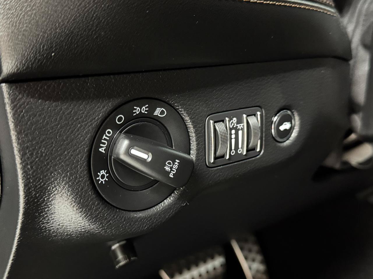 Used 2020 Dodge Challenger R/T Scat Pack RWD image 55