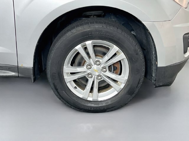 Used 2013 Chevrolet Equinox LS FWD image 32