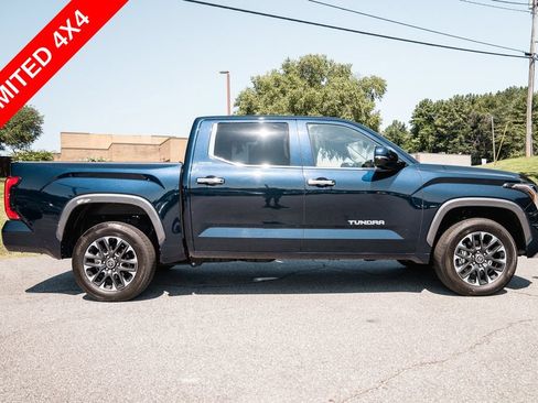Used 2024 Toyota Tundra Limited AWD/4WD image 9