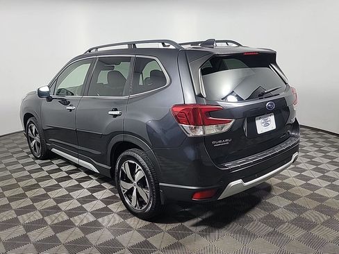 Used 2019 Subaru Forester Touring image 11