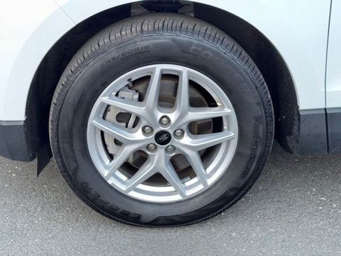 Certified 2023 Ford Edge SEL image 10