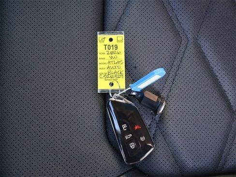 New 2026 Volkswagen Atlas SE image 28